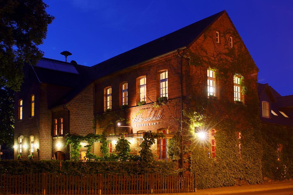 Hotel Alte Schule Reichenwalde Exterior foto